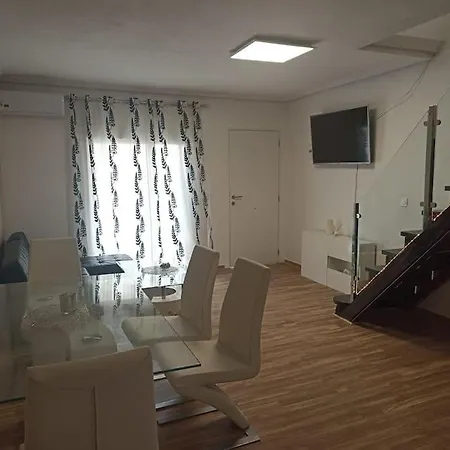 Precioso Piso En Frente Del Mar شقة *