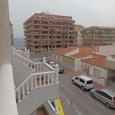 Precioso Piso En Frente Del Mar *